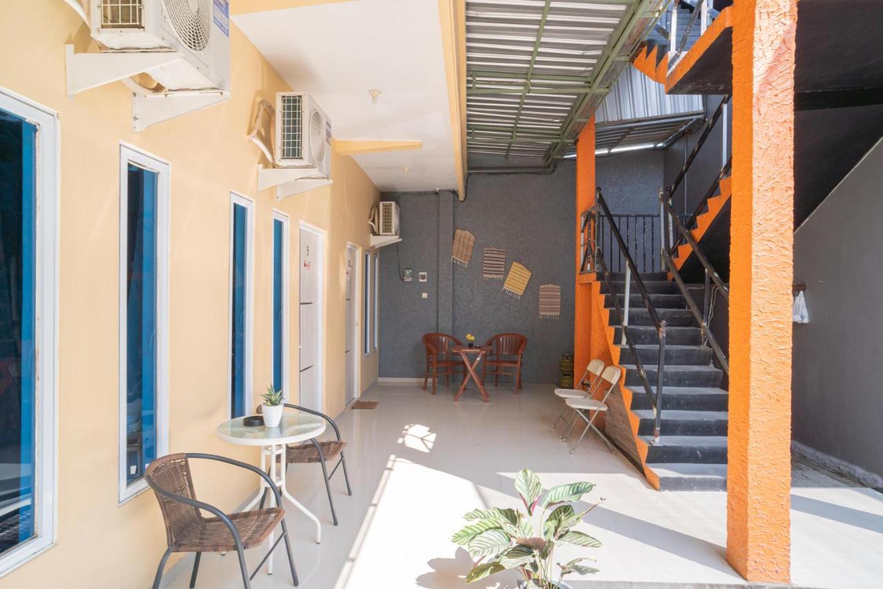 Reddoorz Syariah At Winong Nganjuk Hotel Екстериор снимка