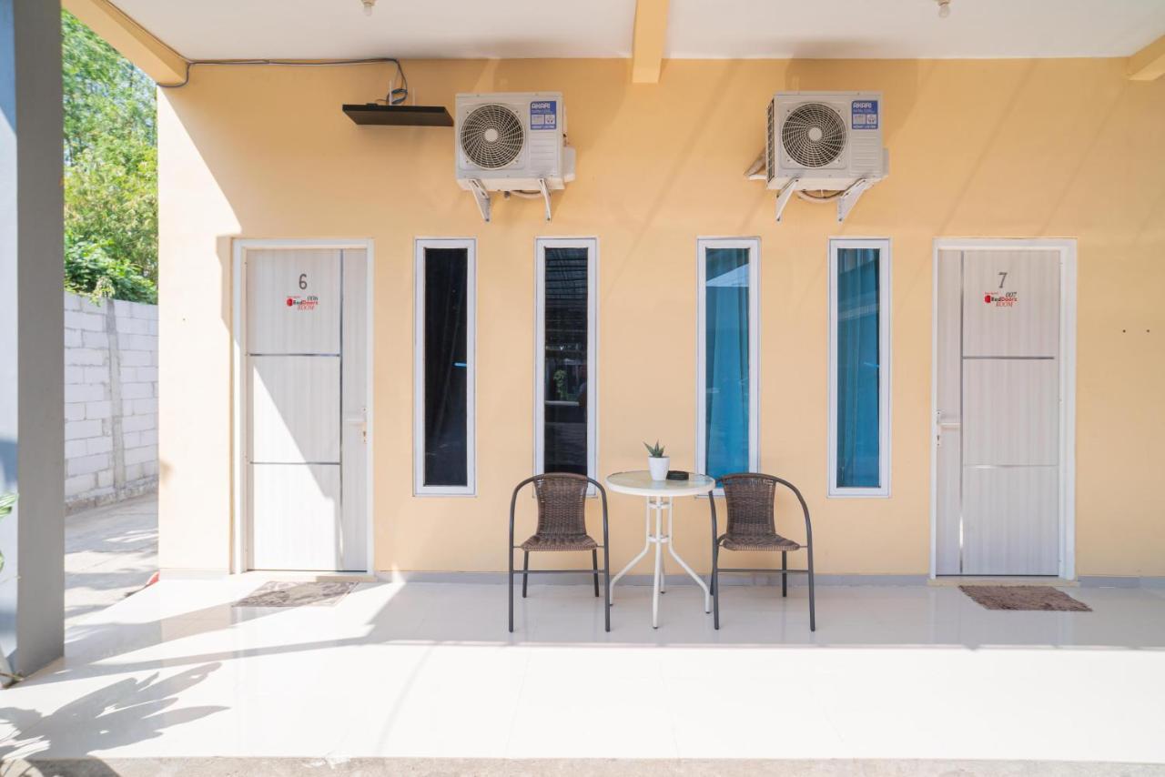 Reddoorz Syariah At Winong Nganjuk Hotel Екстериор снимка