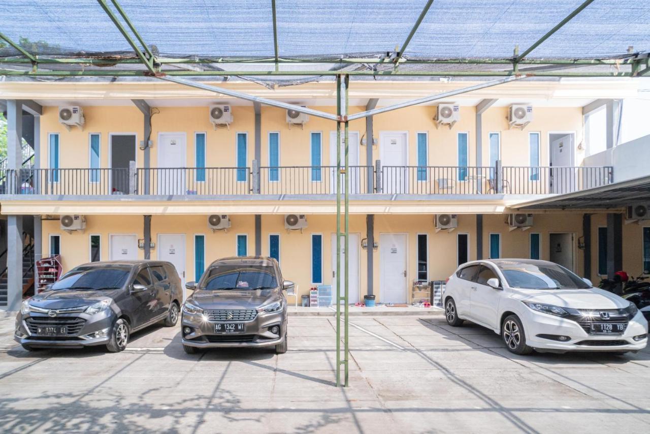 Reddoorz Syariah At Winong Nganjuk Hotel Екстериор снимка