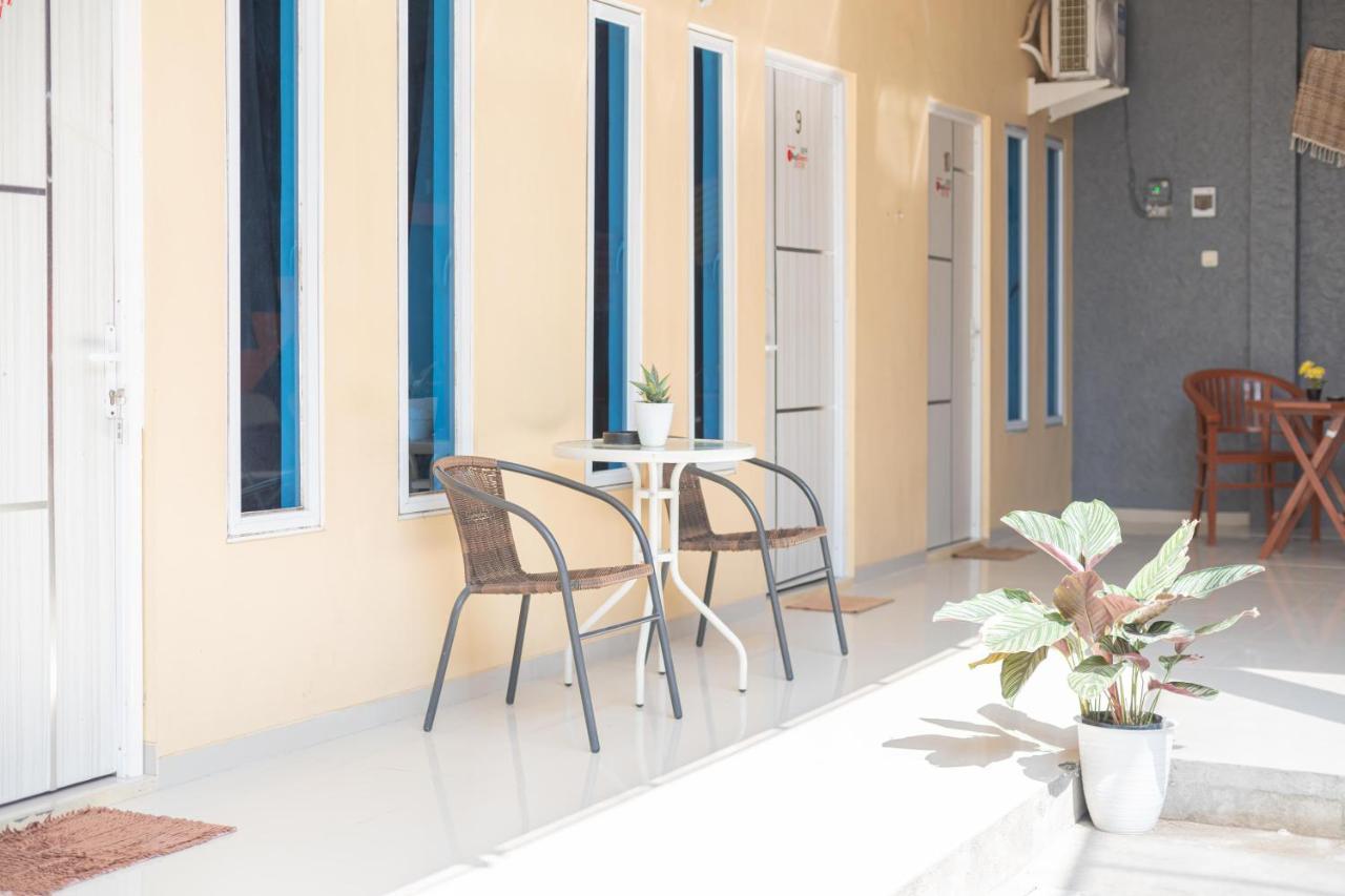 Reddoorz Syariah At Winong Nganjuk Hotel Екстериор снимка