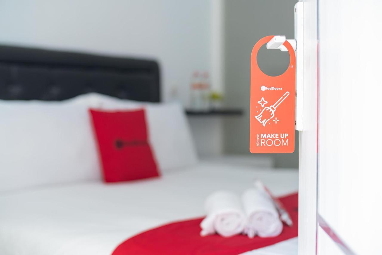 Reddoorz Syariah At Winong Nganjuk Hotel Екстериор снимка