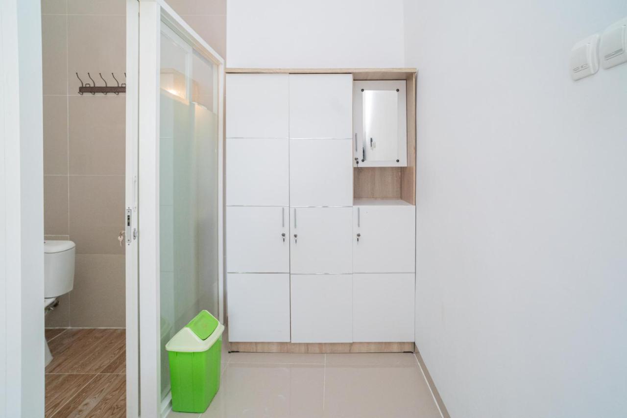 Reddoorz Syariah At Winong Nganjuk Hotel Екстериор снимка