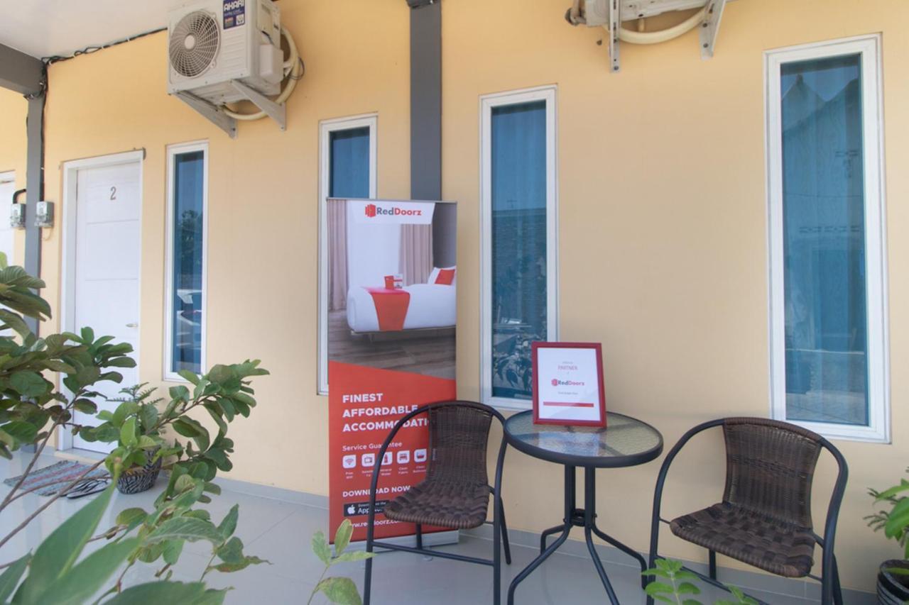 Reddoorz Syariah At Winong Nganjuk Hotel Екстериор снимка
