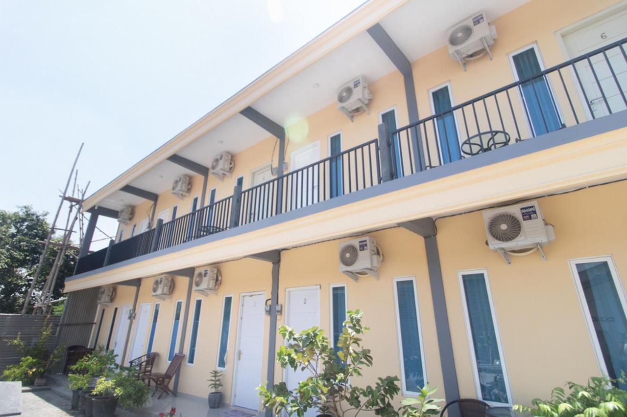 Reddoorz Syariah At Winong Nganjuk Hotel Екстериор снимка